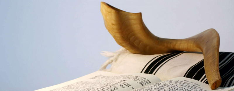 Prayer book with Shofar